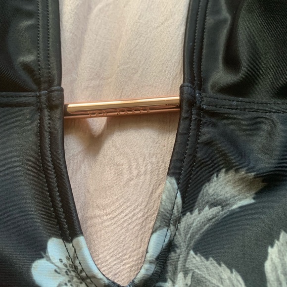Ted Baker one piece swimsuit size 10 - Picture 2 of 3